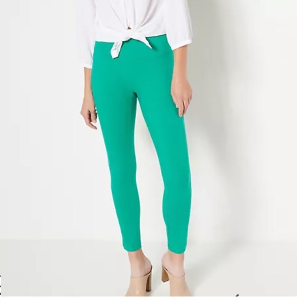 Women With Control Smooth & Sleek Tummy control Leggings 
Sz Small Tall